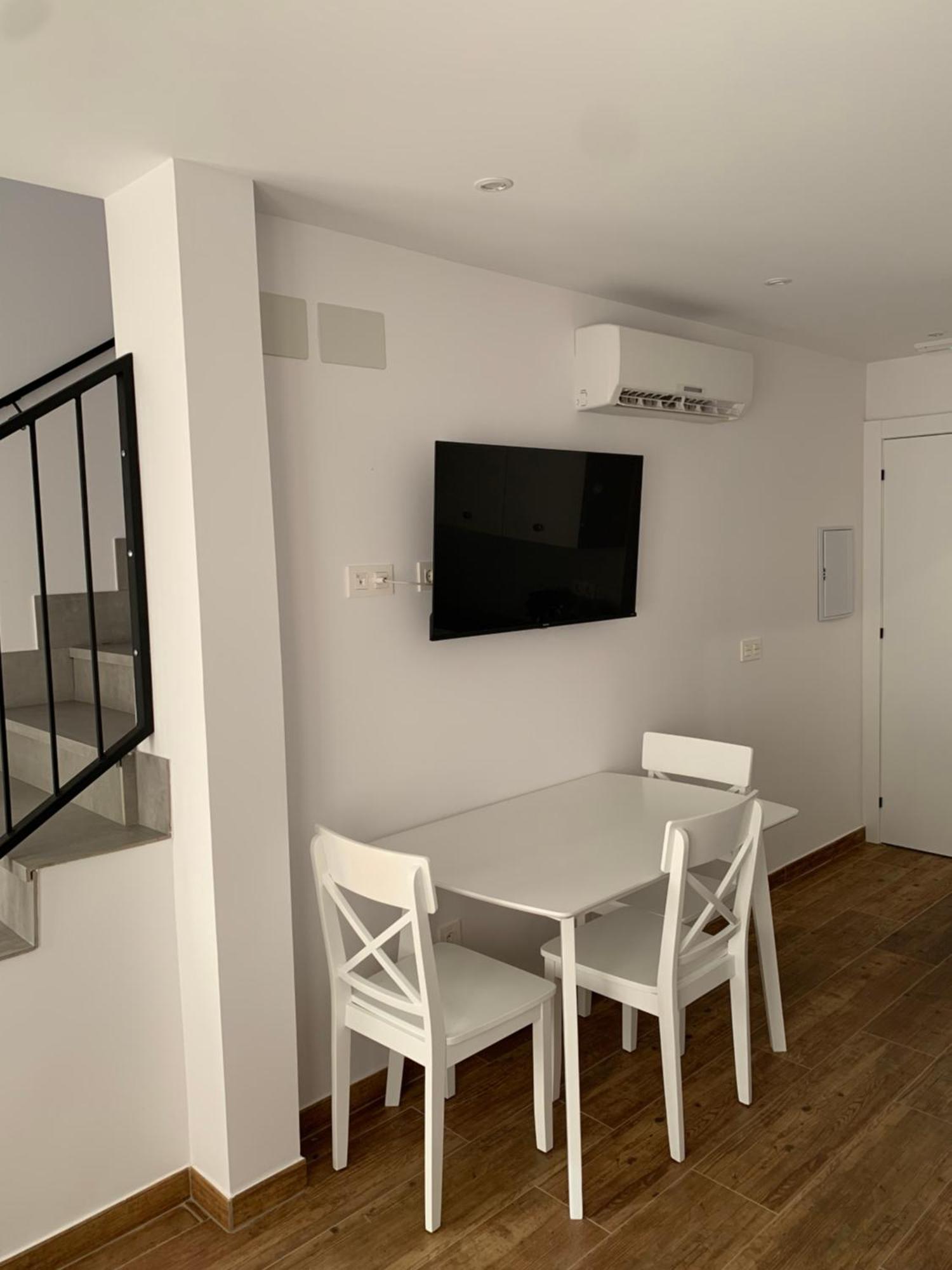 Apartamentos Lux Carrion Carrion De Los Condes ภายนอก รูปภาพ