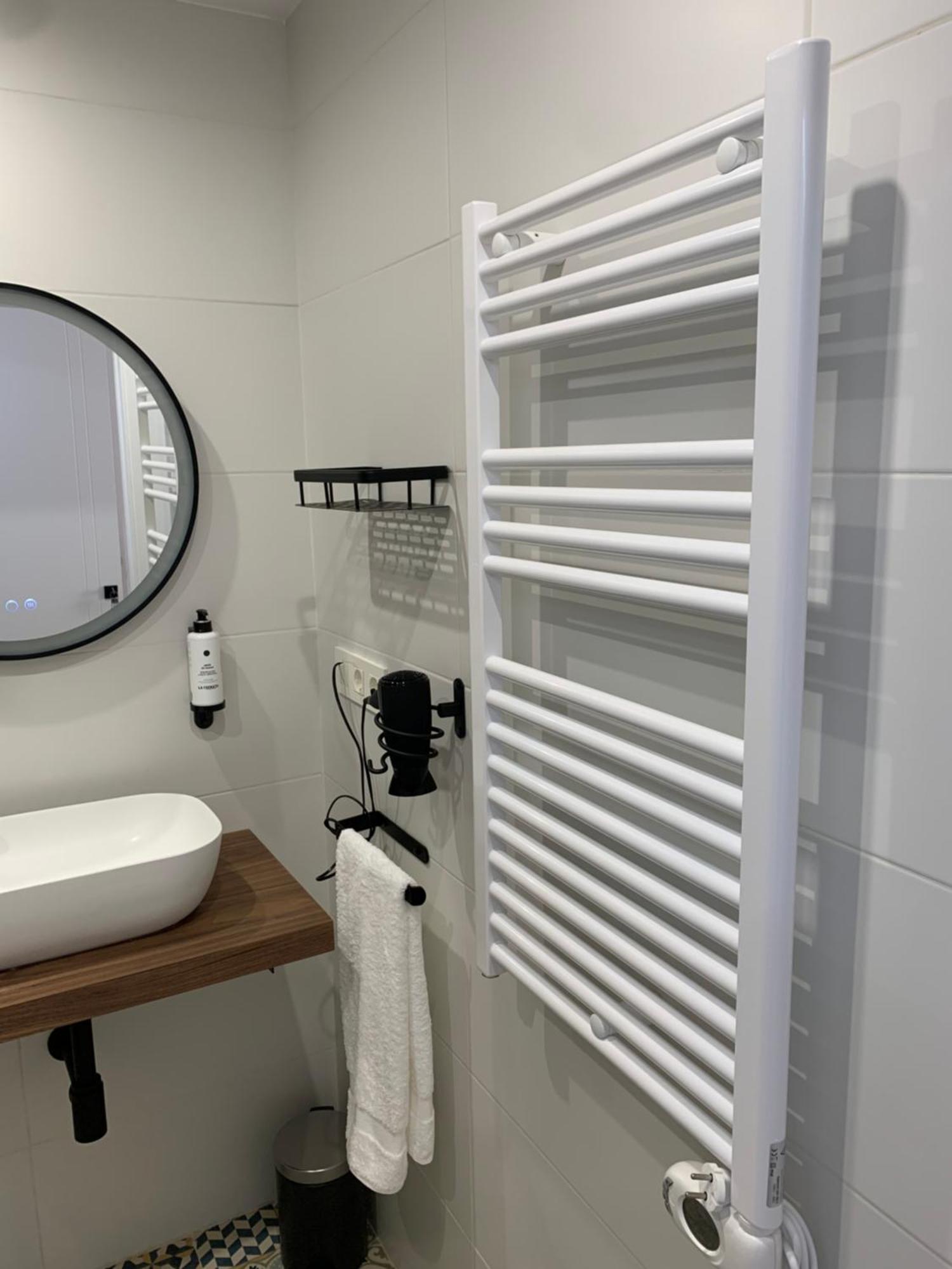 Apartamentos Lux Carrion Carrion De Los Condes ภายนอก รูปภาพ