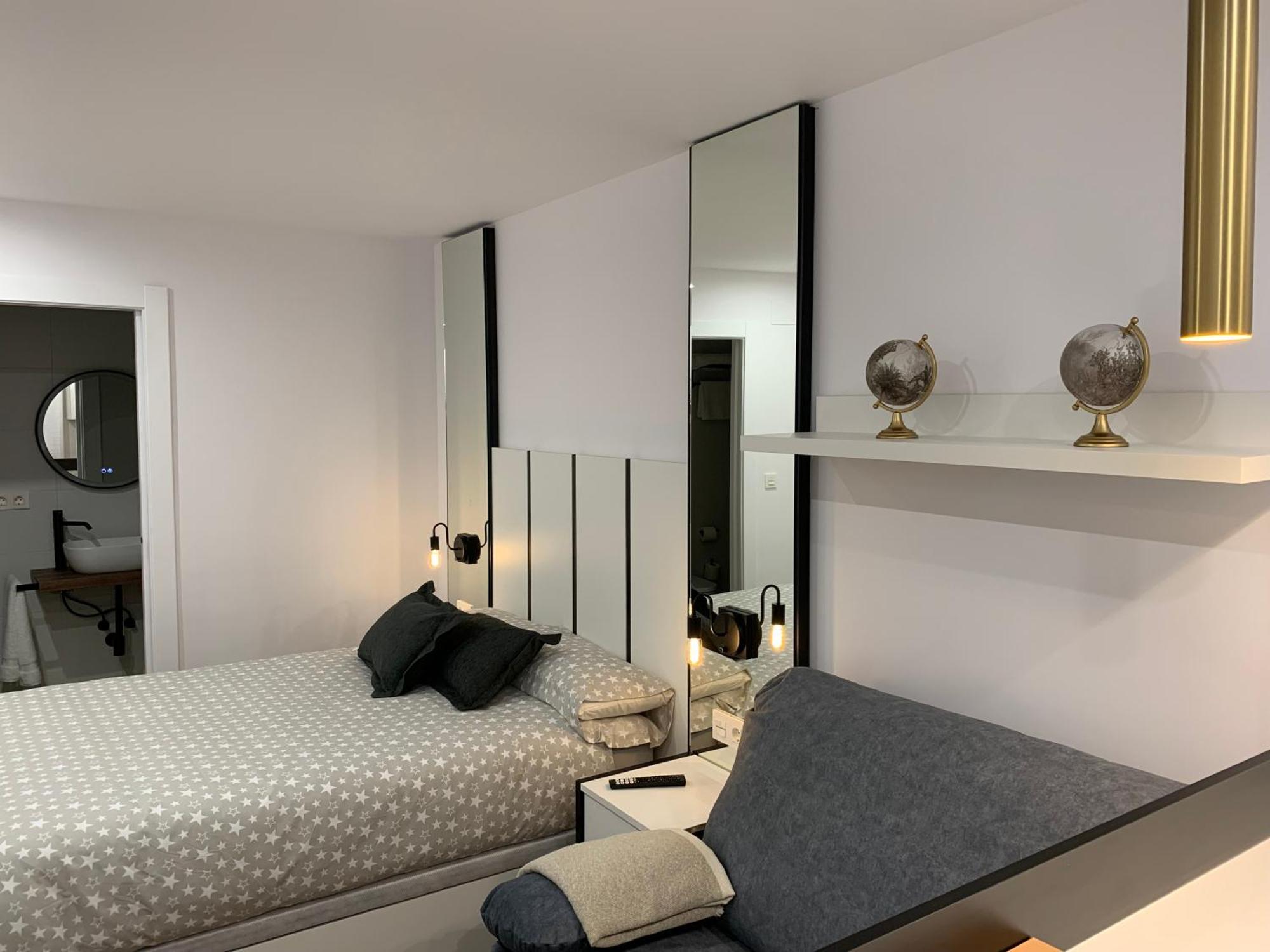 Apartamentos Lux Carrion Carrion De Los Condes ภายนอก รูปภาพ